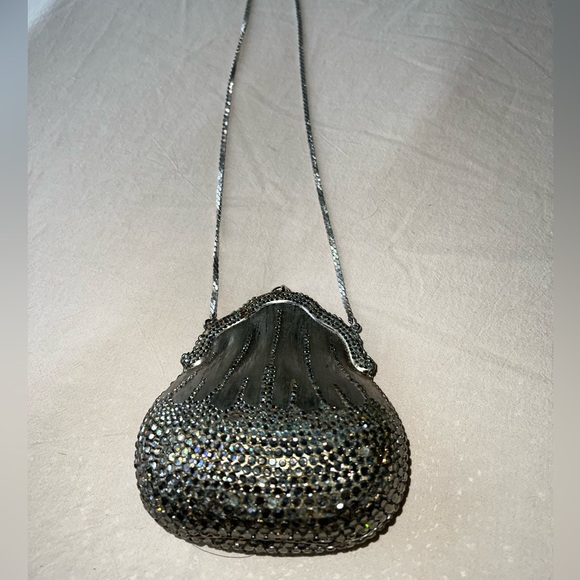Judith Leiber Chatelaine Swarovski Crystals Minaudiere Clutch - Picture 5 of 5